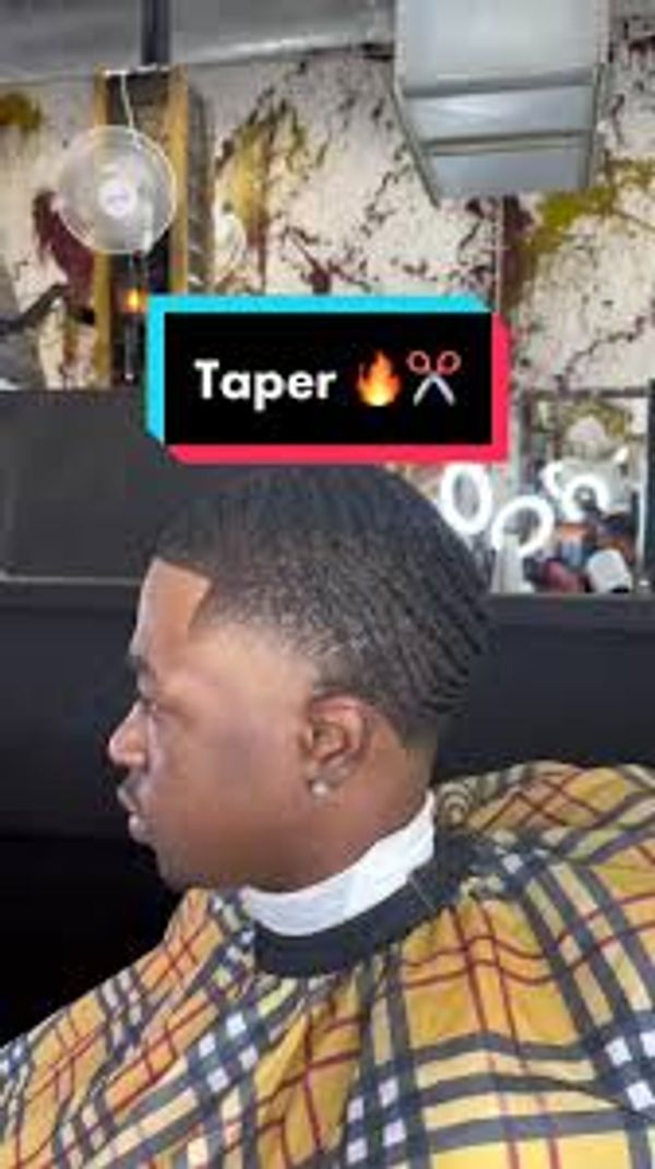 Kamblends, barber, hairstyle, haircut, barber in Dallas,, Fades, Blends, best barber in Dallas.