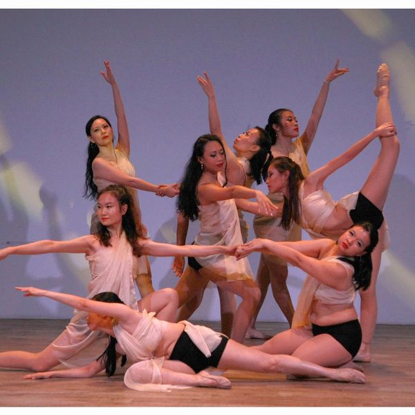 Contemporary dance open class Singapore - kids and adults, beginners and advance dancers