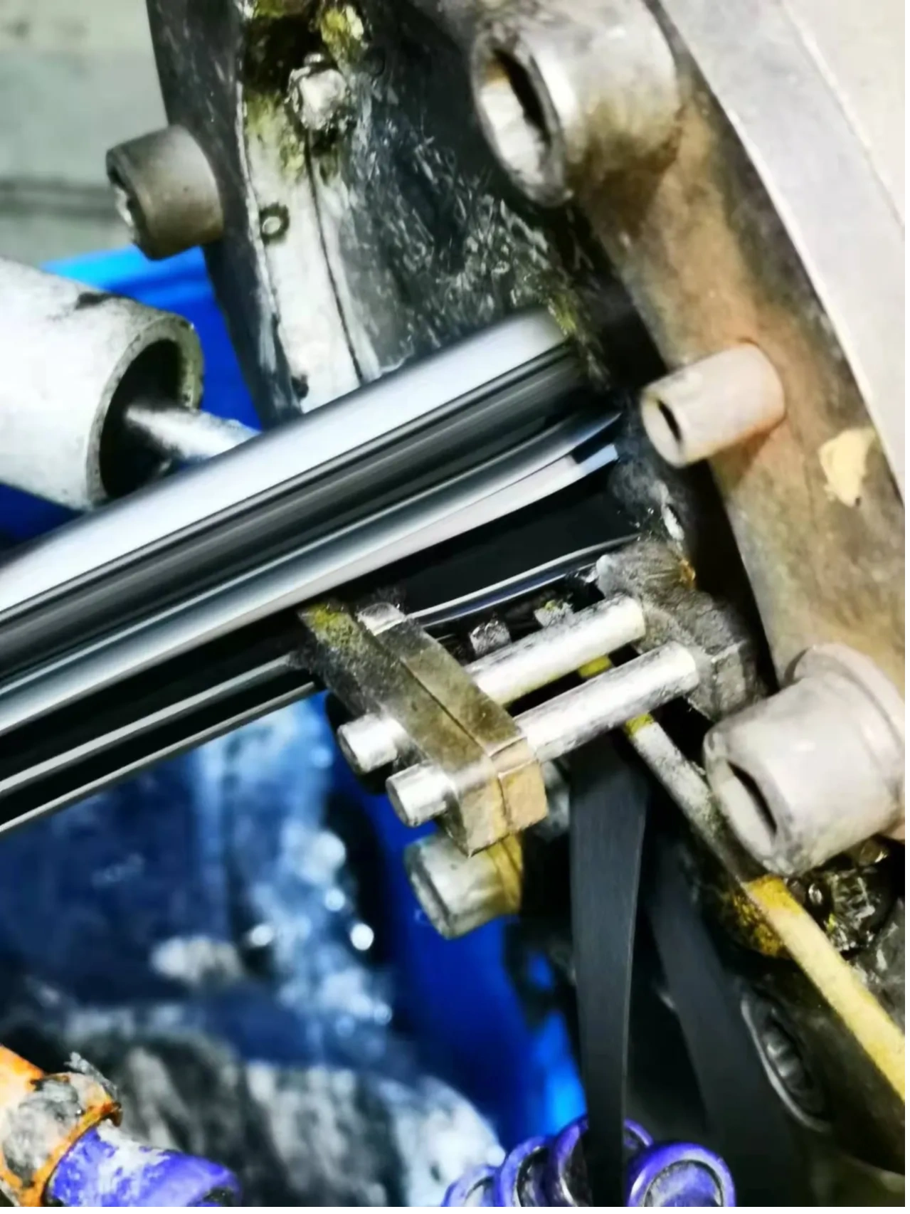 Flock Tape in use during TPO profile extrusion.
