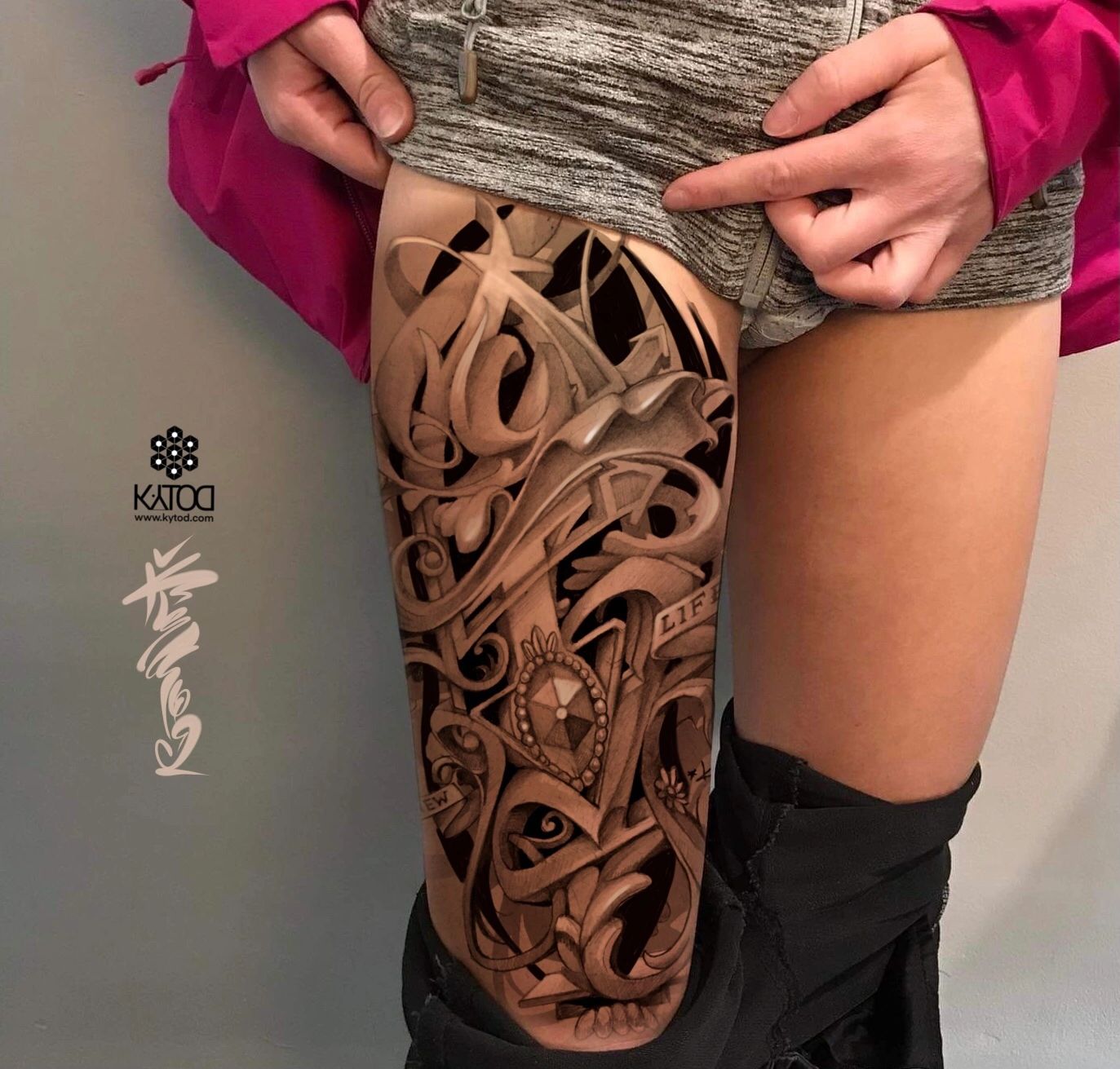 Projekt tatuażu na nodze.
Nowa forma tatuażu.
Tatuaż łódź