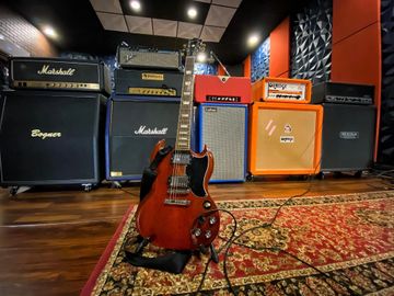 Recording Guitars Orlando, Amp Recording 