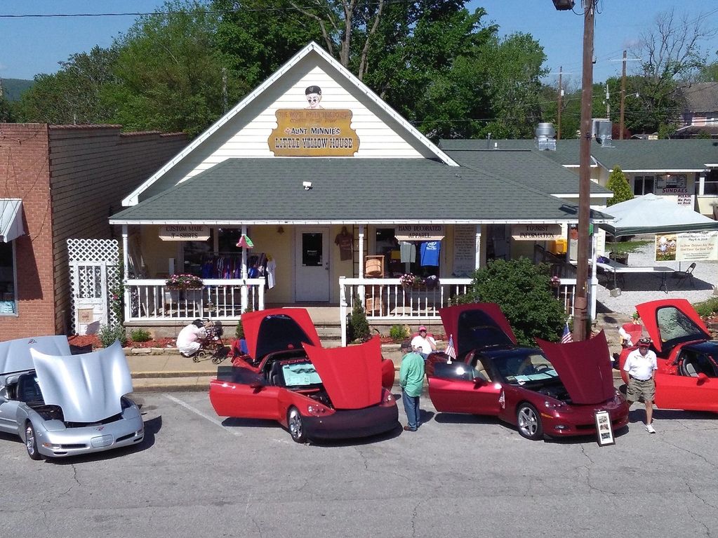 Vettes on the Square, Team Corvette Posse shows their cars on Saturday from 9  am - 2 pm