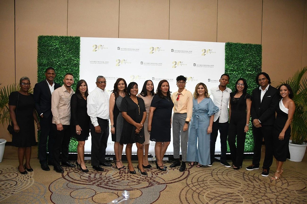 20 Aniversario Alvarez Rojas Y Asoc.