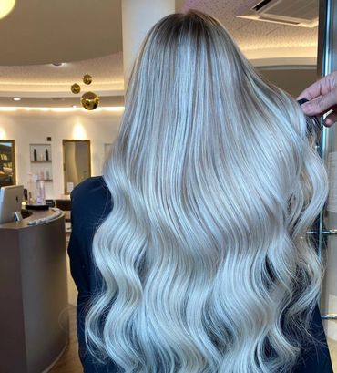 Haarverlängerung mit farblicher Anpassung Wow Hair & Beauty Kolbermoor bei Rosenheim
