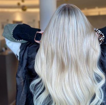 Haarverdichtung mit farblicher Anpassung Wow Hair & Beauty Kolbermoor bei Rosenheim