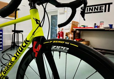 The legend that is Black Shuck Lando Norris Bike Handmade In Suffolk England custom bicycle