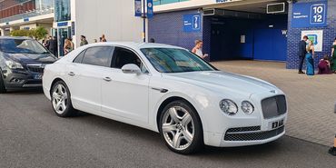 LEICESTER PLATINUM CHAUFFEURS BENTLEY FLYING SPUR AT KING POWER STADIUM