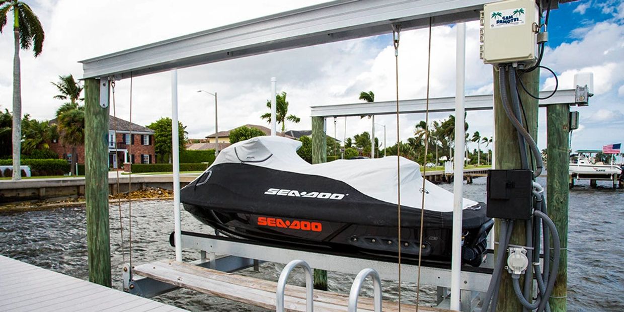South Florida Boat lift Installation