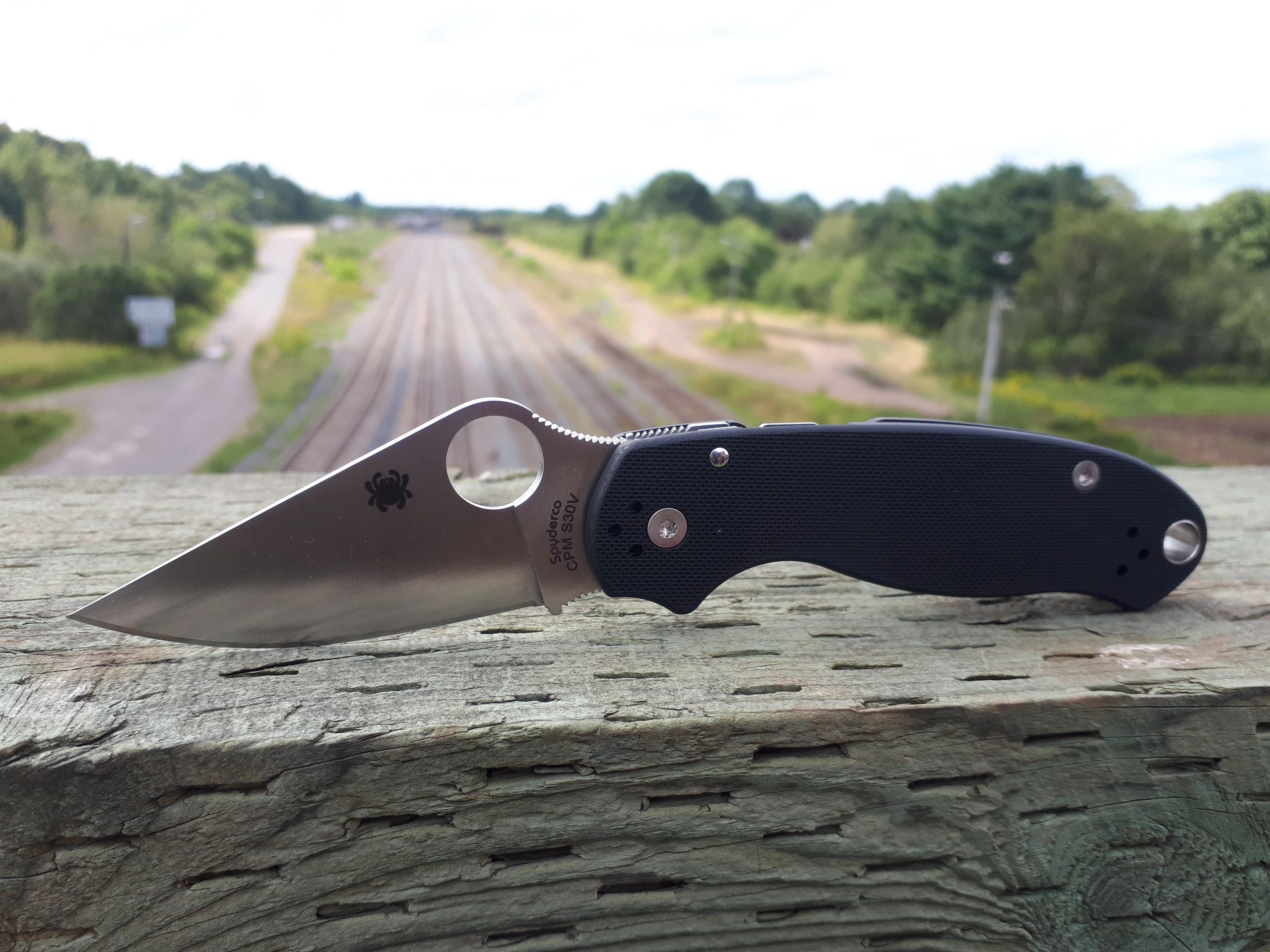 Atlantic Knives & Tactical Supplies Home