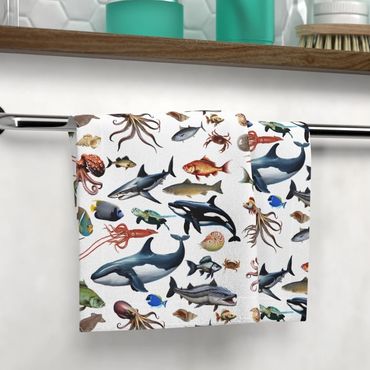 Sea life face towel white
