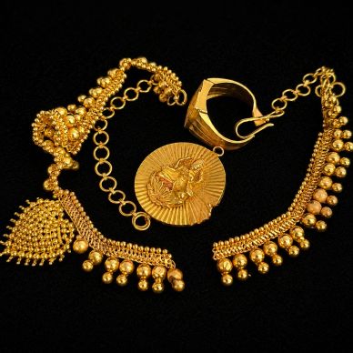 Assorted pieces of gold jewelry