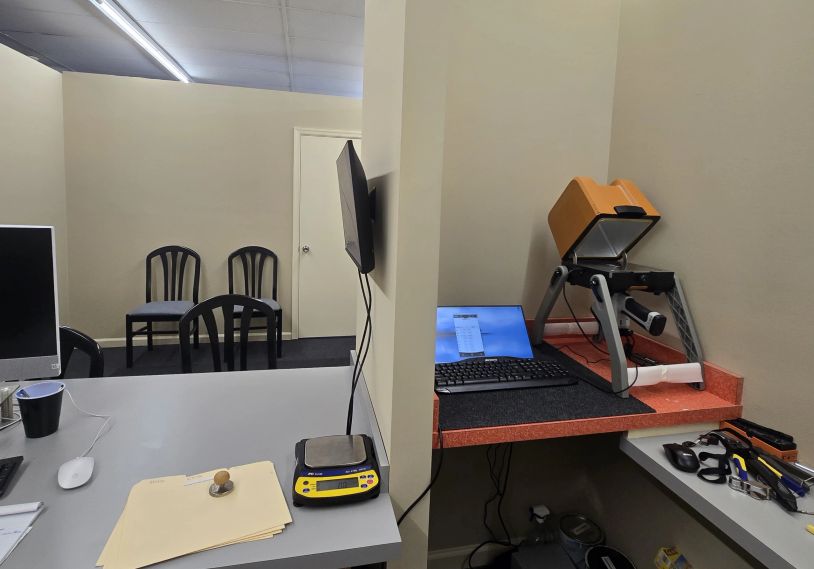 Precious metals testing room
