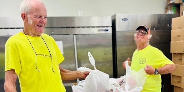 Volunteers on distribution day