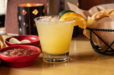 <img alt: "Classic Margarita">