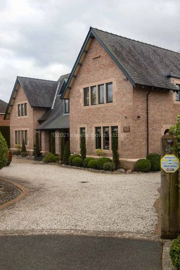 Large, double-fronted property with West Valley security sign