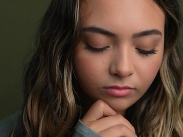 Chameleon Beauty & Photography model. Professional makeup artist. Natural makeup look