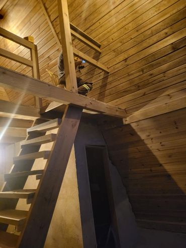 chalé suiço de madeira de dois andares construção automação na cidade de lagoa santa minas gerais