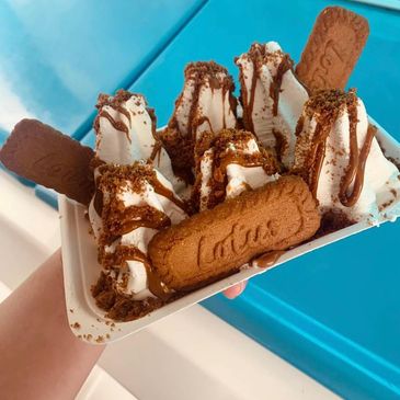 Here is our very popular Biscoff Tray all of our biscoff range is topped with luxury Biscoff sauce 