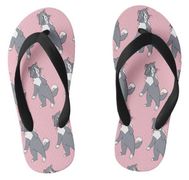 The design on these flip flops is inspired by the book series, "Rattles, the Barn Cat."