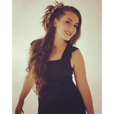 Sasha Korczynski, violinist, musician, performer