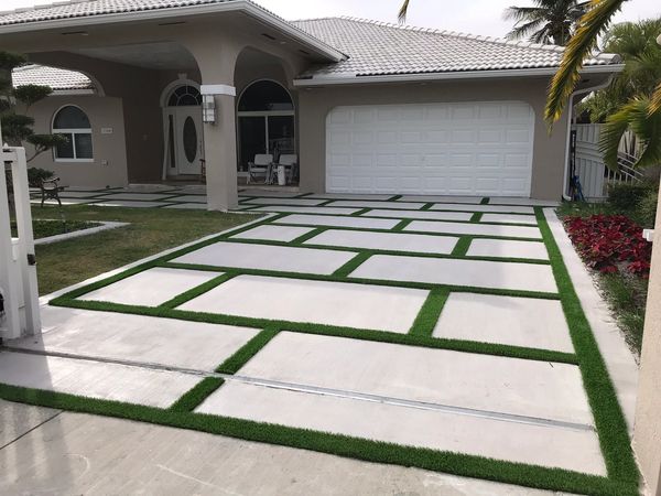 Synthetic Turf driveway strips Miami