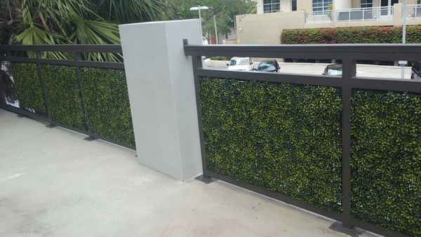 Artificial boxwood ivy fencee