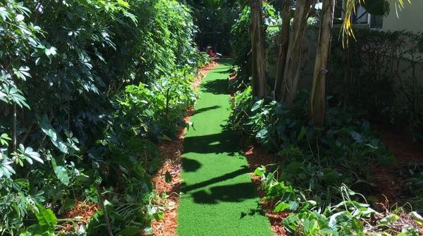 Artificial grass side patio area Miami