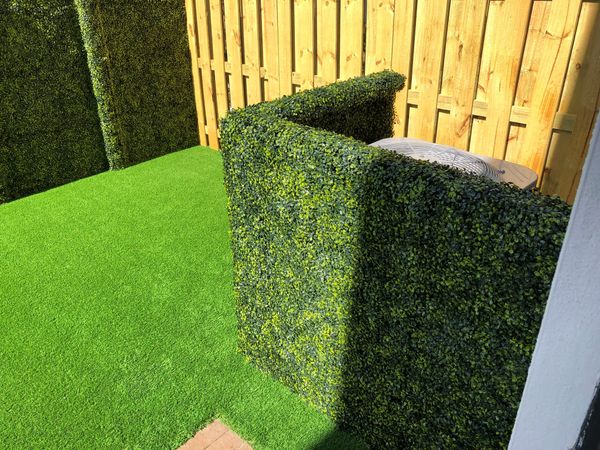 Artificial boxwood ivy backyard