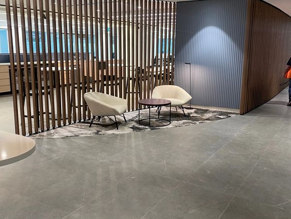 Our commercial tiling team transforms tiling concepts into efficient construction plans. We excel in