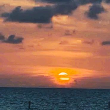 This is a picture of a Sun Set, at Bonita Beach, in Florida USA.