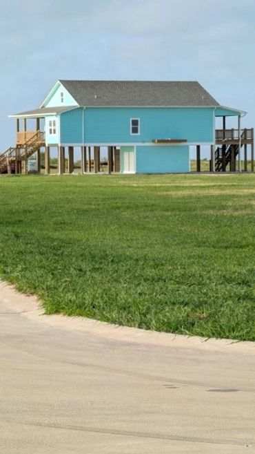 These 17 dollar each lot's in Palacios, Texas off state hwy 35