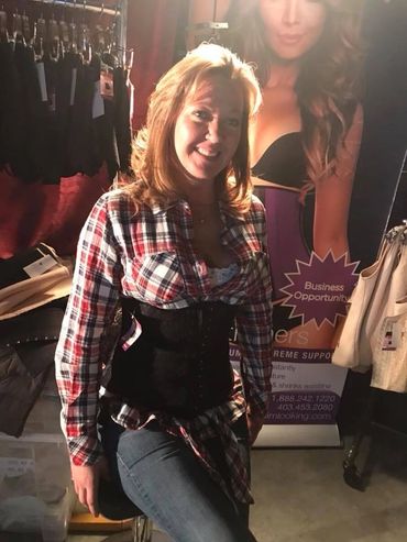 Shapewear
Fajas
Waist trainer
Compression garments
Post-surgery shapewear
Orthopedic CALGARY