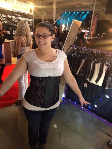 Waist trainer
Bodysuit shapewear
High-waisted shapewear
Plus size shapewear