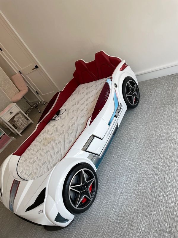 Premium children's car bed assembly.