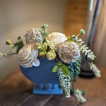 Floral arrangement in Haegar vase