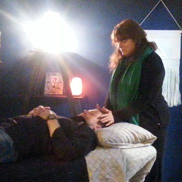 Alternative holistic Reiki therapy appointments.