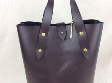 Custom leather totes in North Carolina.
