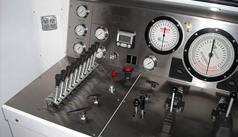 Coiled Tubing Unit Control Cabin Interior