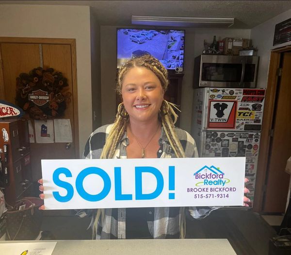 One of our favorite sellers Haley!!