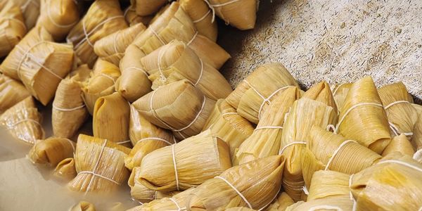 Cuban Pork tamales, tamales cubanos en las vegas, los mejores tamales de las vegas, tamales to go.