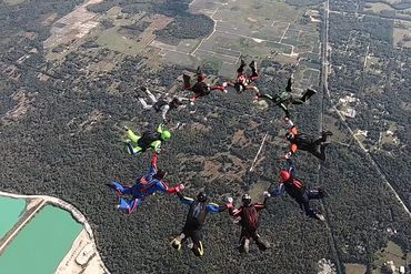 Advanced skydiving formation jump at XtremeZ Skydive