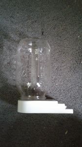 Front entrance feeder