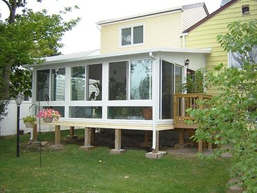 studio style patio sunroom