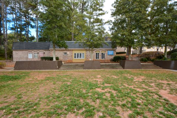 Brittany Place Apartments