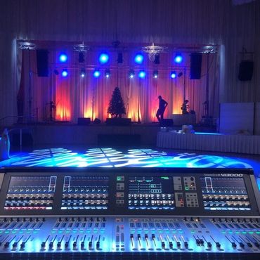 Lights showcasing business branding and collateral used for professional event planning in Nashville