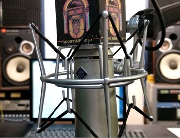 Got a new microphone, maybe it can make me sound better!