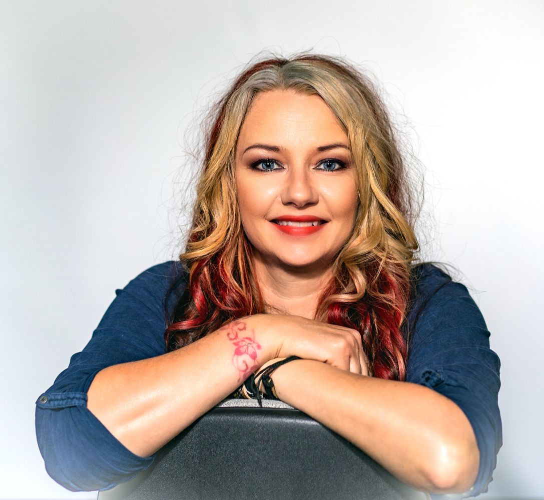 Caroline Pover, Cirencester, Japan author, homemade pickles, tsunami support, Japan tsunami, speaker