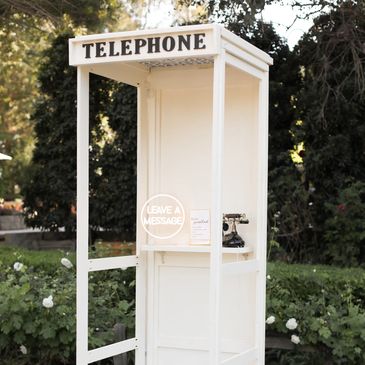 Collect heartfelt memories with our video and audio guestbook rentals, ideal for Temecula weddings.