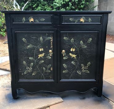 After of a DIY for a tv console