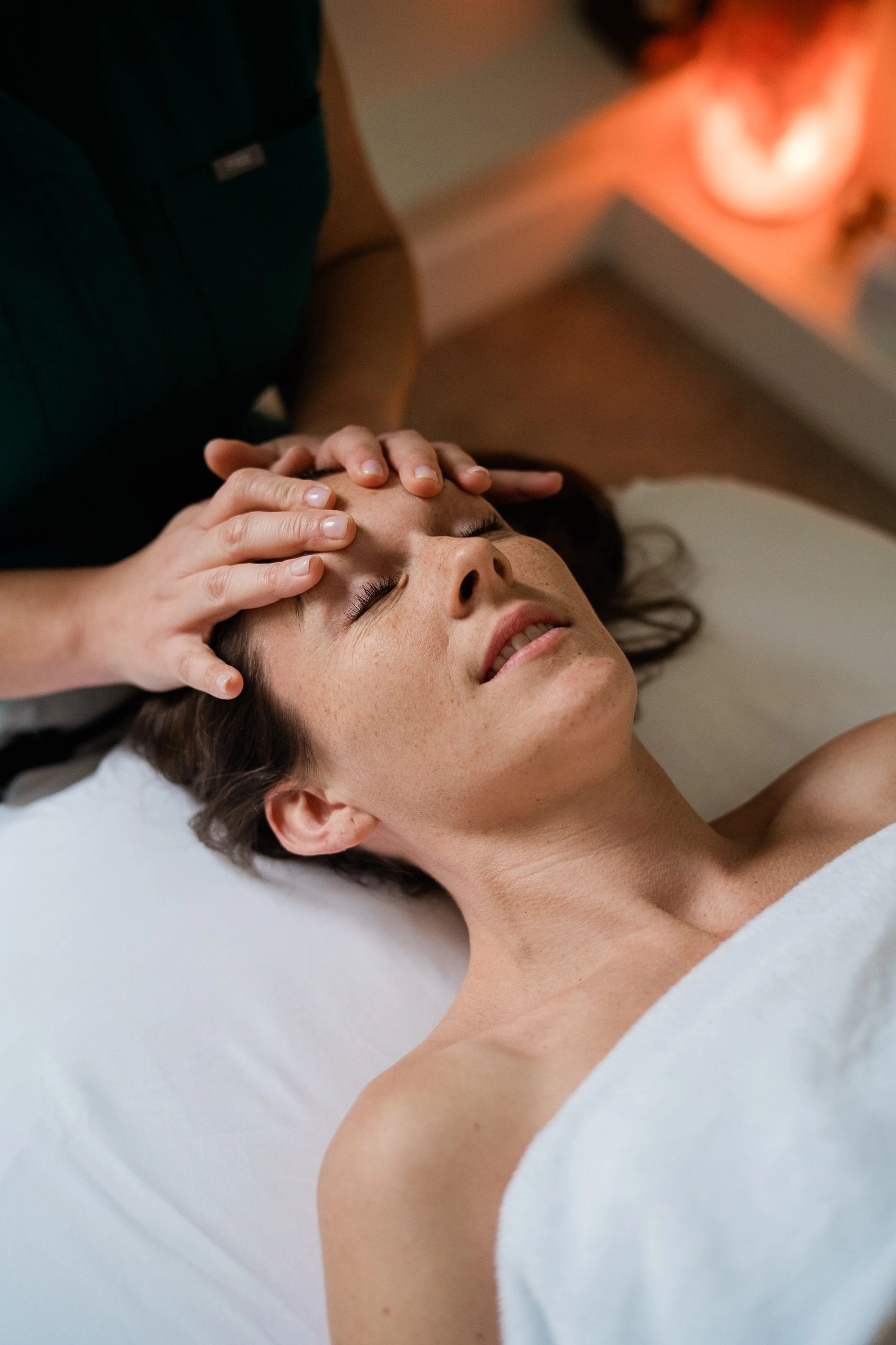 Boston holistic spa for mind, body renewal with massage, facials and hypnotherapy in Jamaica Plain